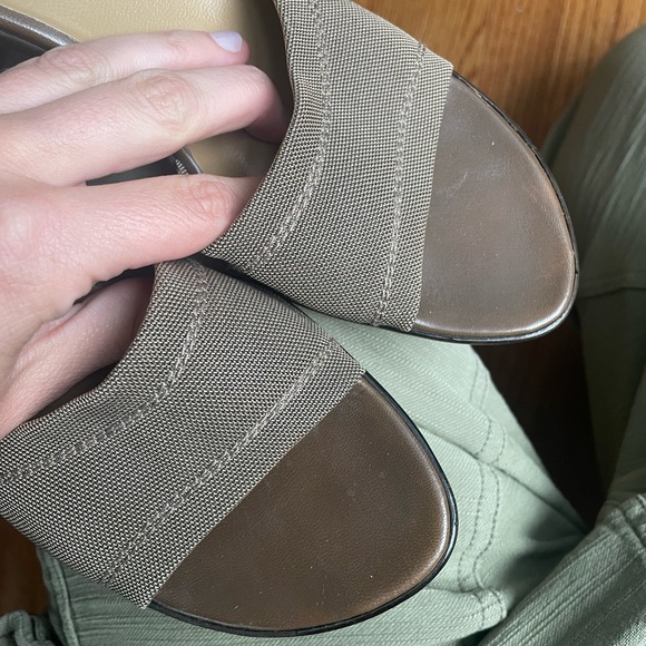 Stuart Weitzman heeled slides - Picture 16 of 16